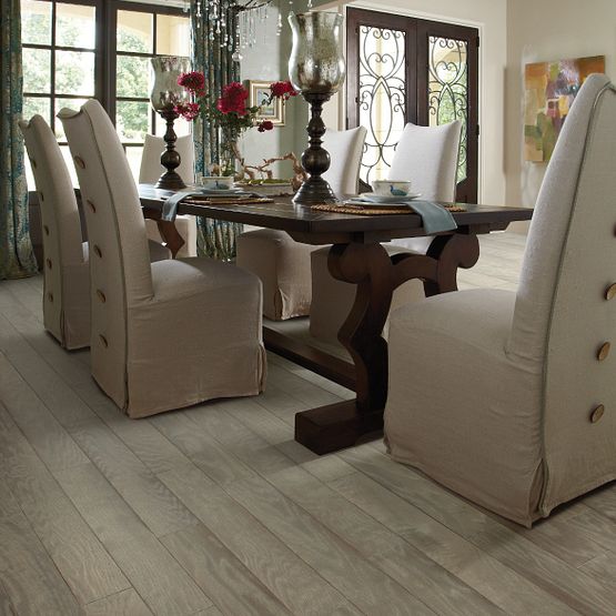 Hardwood flooring | Location Carpet