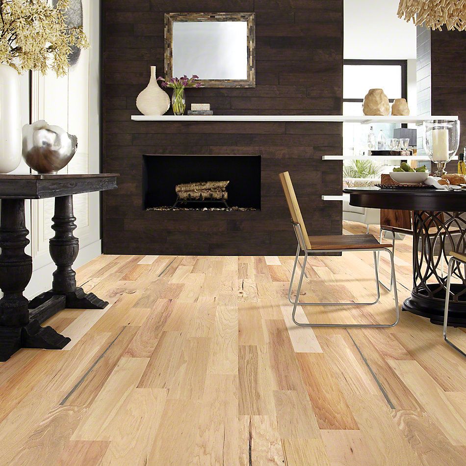 Hardwood flooring | Location Carpet