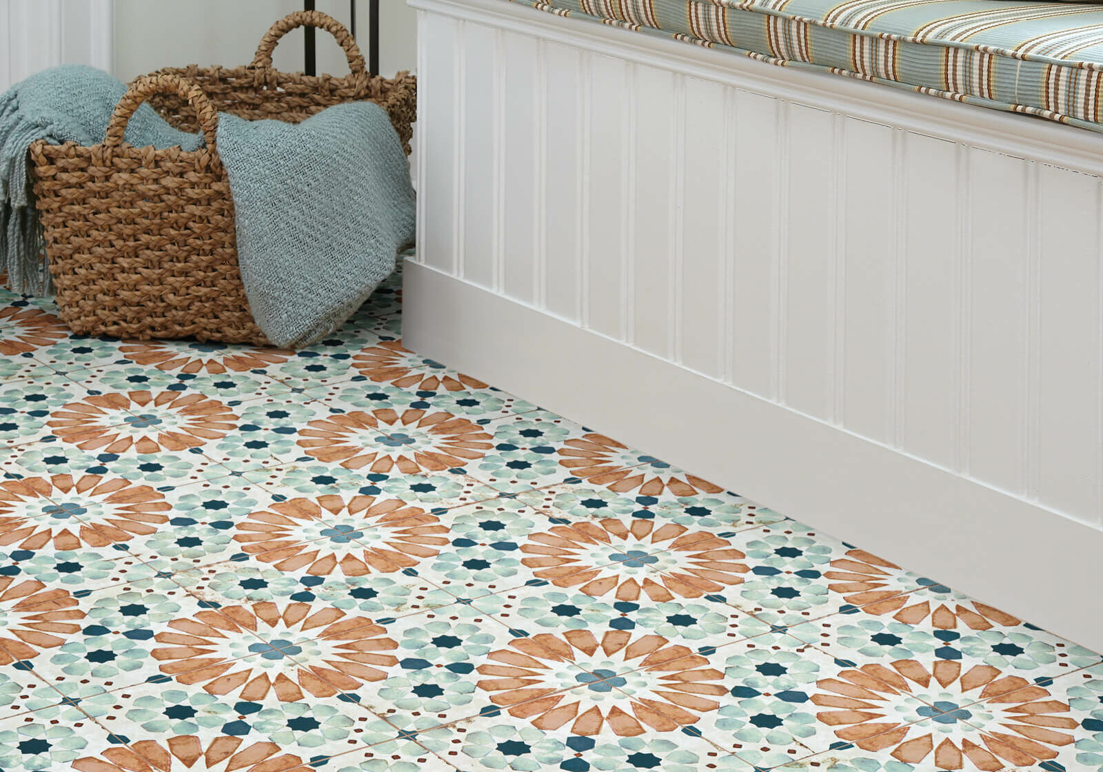 Flower Tile | Location Carpet