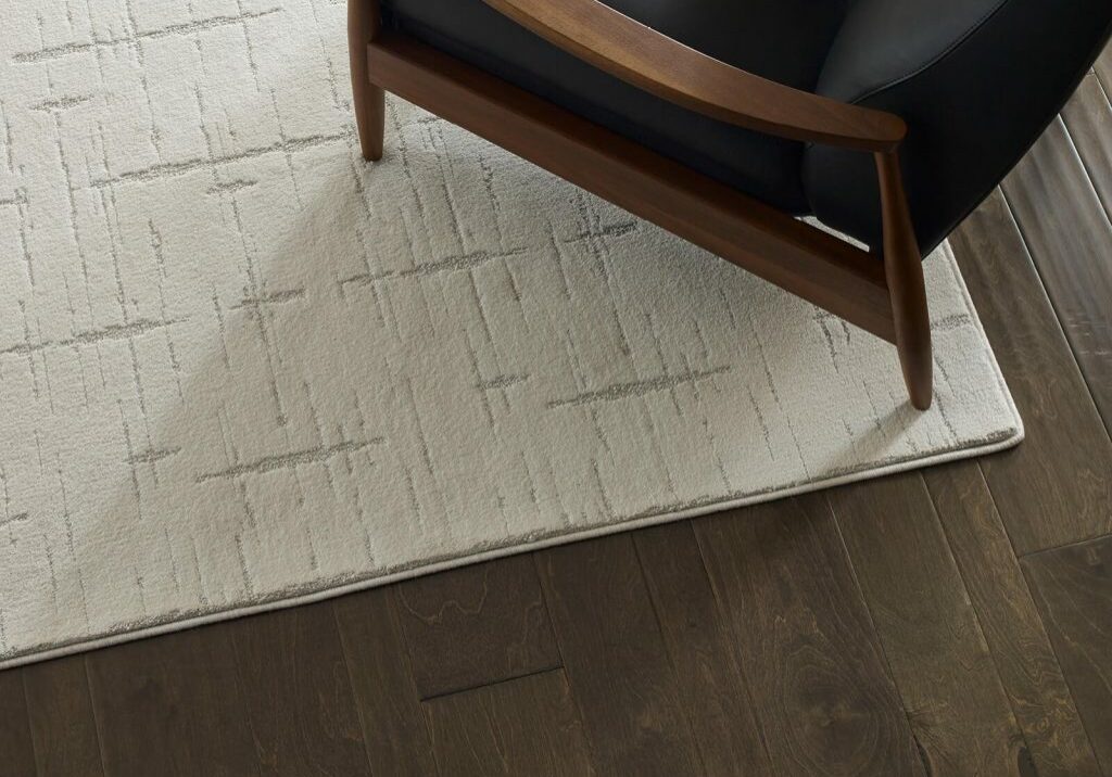 Hardwood and rug | Location Carpet